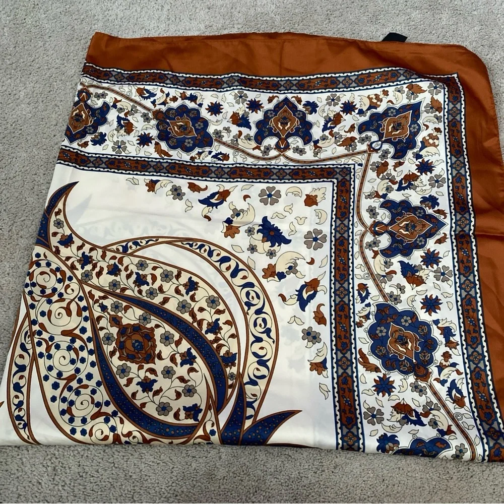 Bursa Vintage Silk Scarf  37” X‎ 37” Multicolored